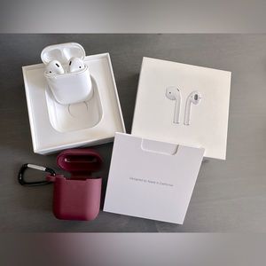 Apple Airpods (1st Gen)